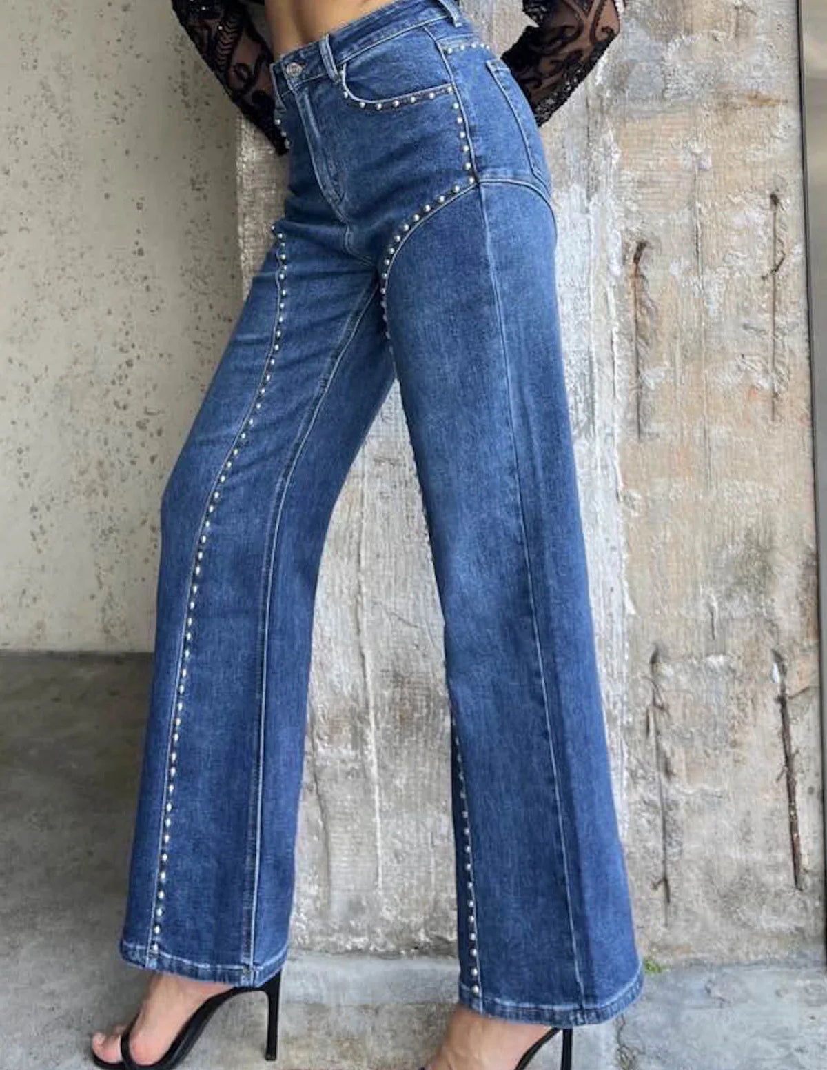 The Brentford Straight-Leg Vintage Jeans