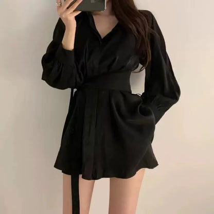 The Raynes Park Lantern-Sleeve Blouse