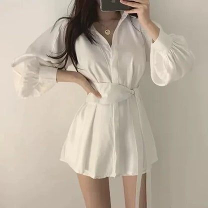 The Raynes Park Lantern-Sleeve Blouse