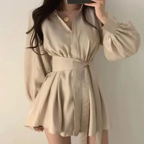 The Raynes Park Lantern-Sleeve Blouse