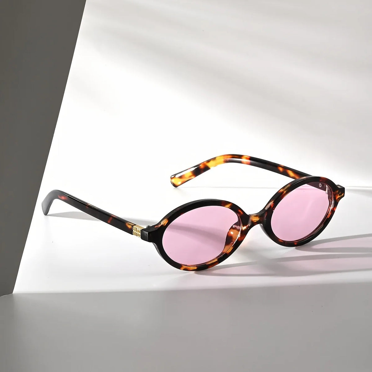 The Palmers Green Oval Retro Sunglasses