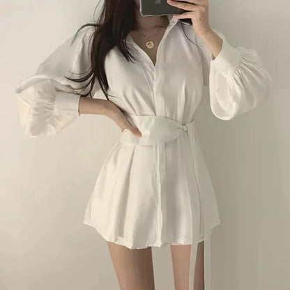 The Raynes Park Lantern-Sleeve Blouse