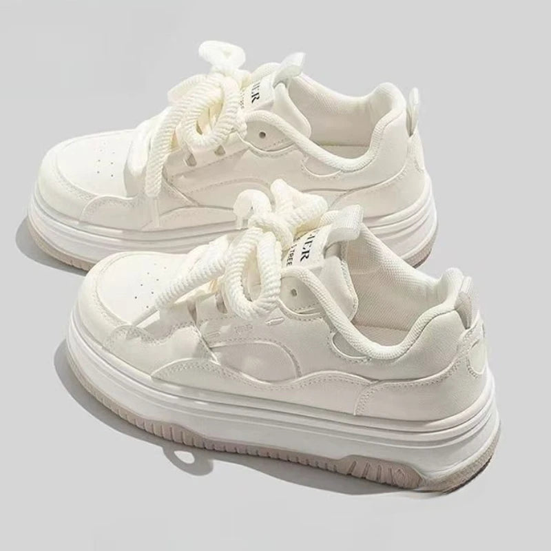 The Addiscombe Round-Toe Lace-Up Trainers
